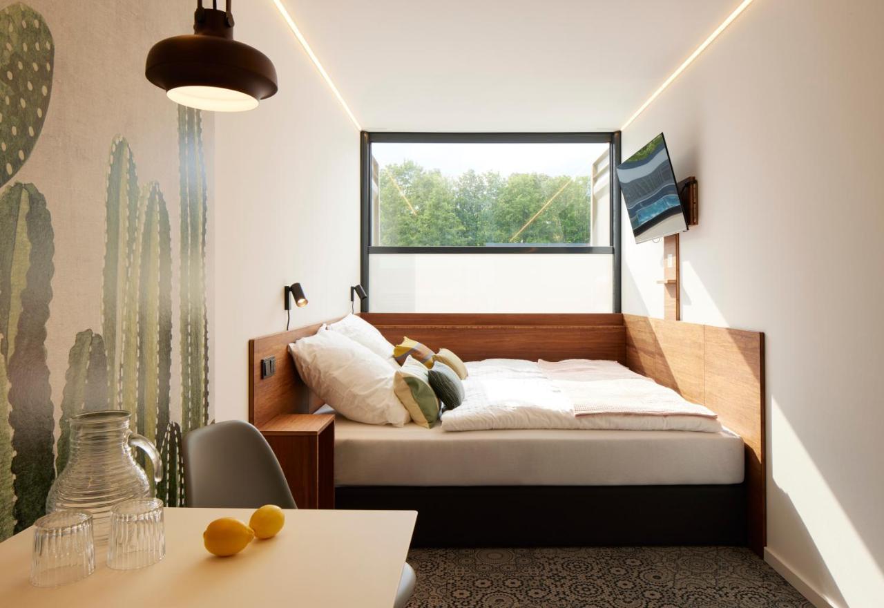 Tin Inn Montabaur L Einfach Gut - Das Hotel Aus Hochwertig Ausgebauten Ueberseecontainern エクステリア 写真