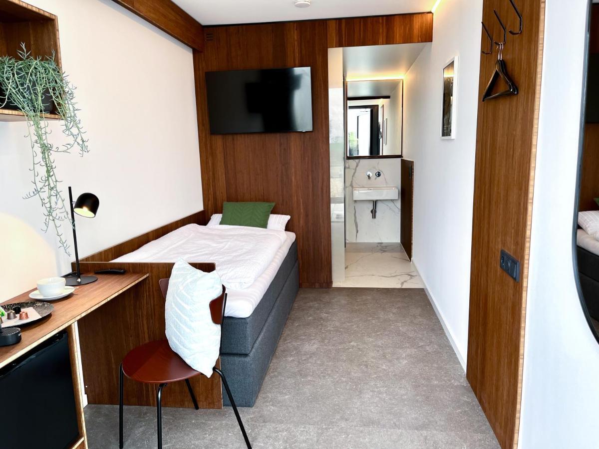 Tin Inn Montabaur L Einfach Gut - Das Hotel Aus Hochwertig Ausgebauten Ueberseecontainern エクステリア 写真